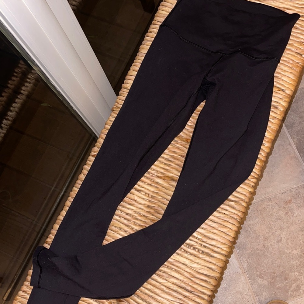 Lululemon Wunder Under leggings